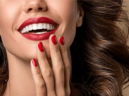 A importância da suplementação para a pele, cabelos e unhas O novo 3TOP é composto por biotina, uma vitamina do complexo B relacionada ao metabolismo das gorduras, carboidratos e proteínas.